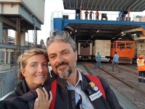 porto di Aktau in Kazakistan durante le procedure di sbarco dalla nave