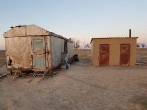 Ristoro lungo la strada nel deserto dell'Uzbekistan, dove abbiamo dormito